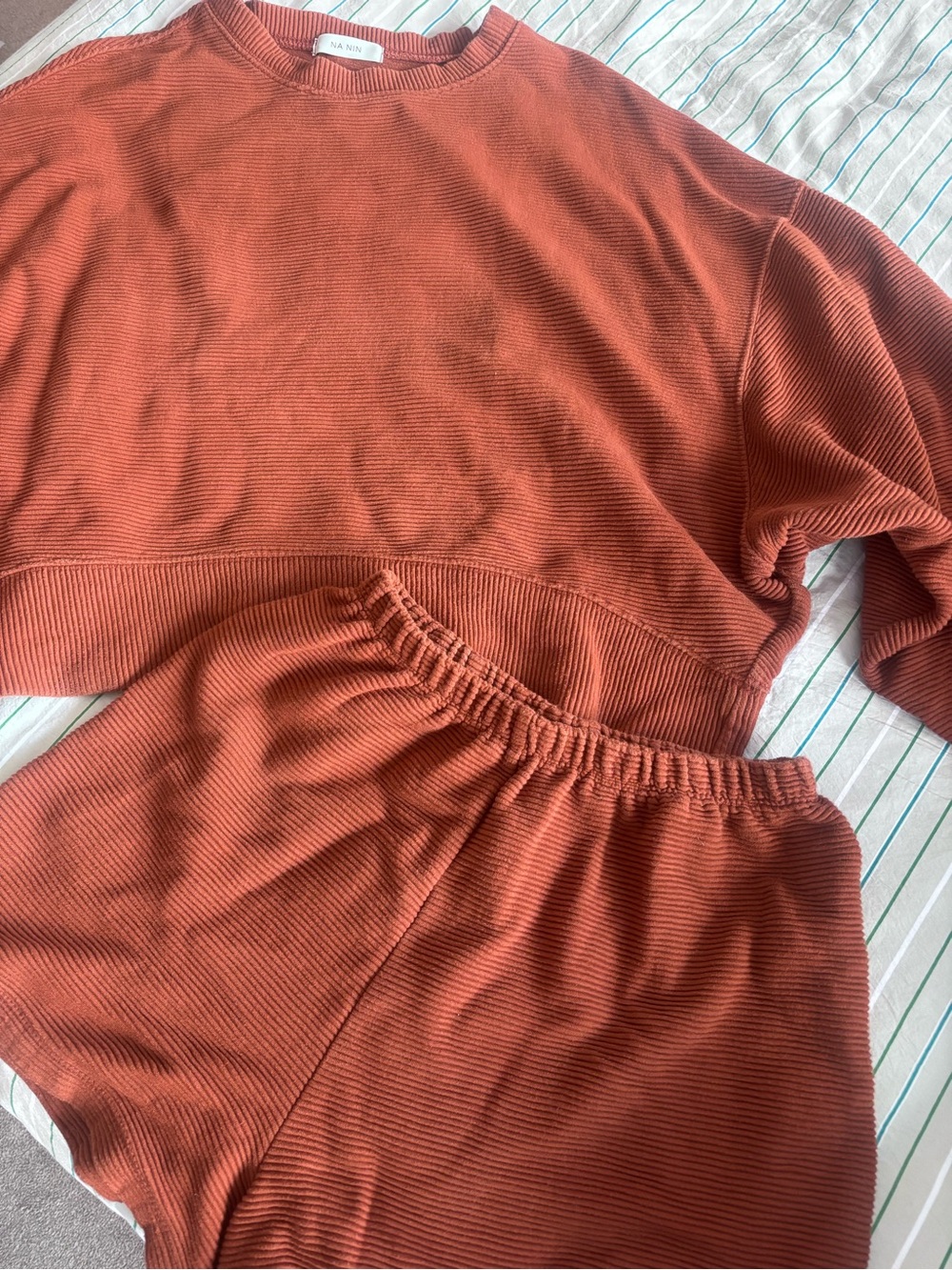 EUC Na Nin Set - Margo Rippled Cropped Sweatshirt + Chloe Shorts in Cinnamon - Picture 9 of 12